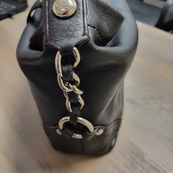 Coach purse - Picture 2 of 6